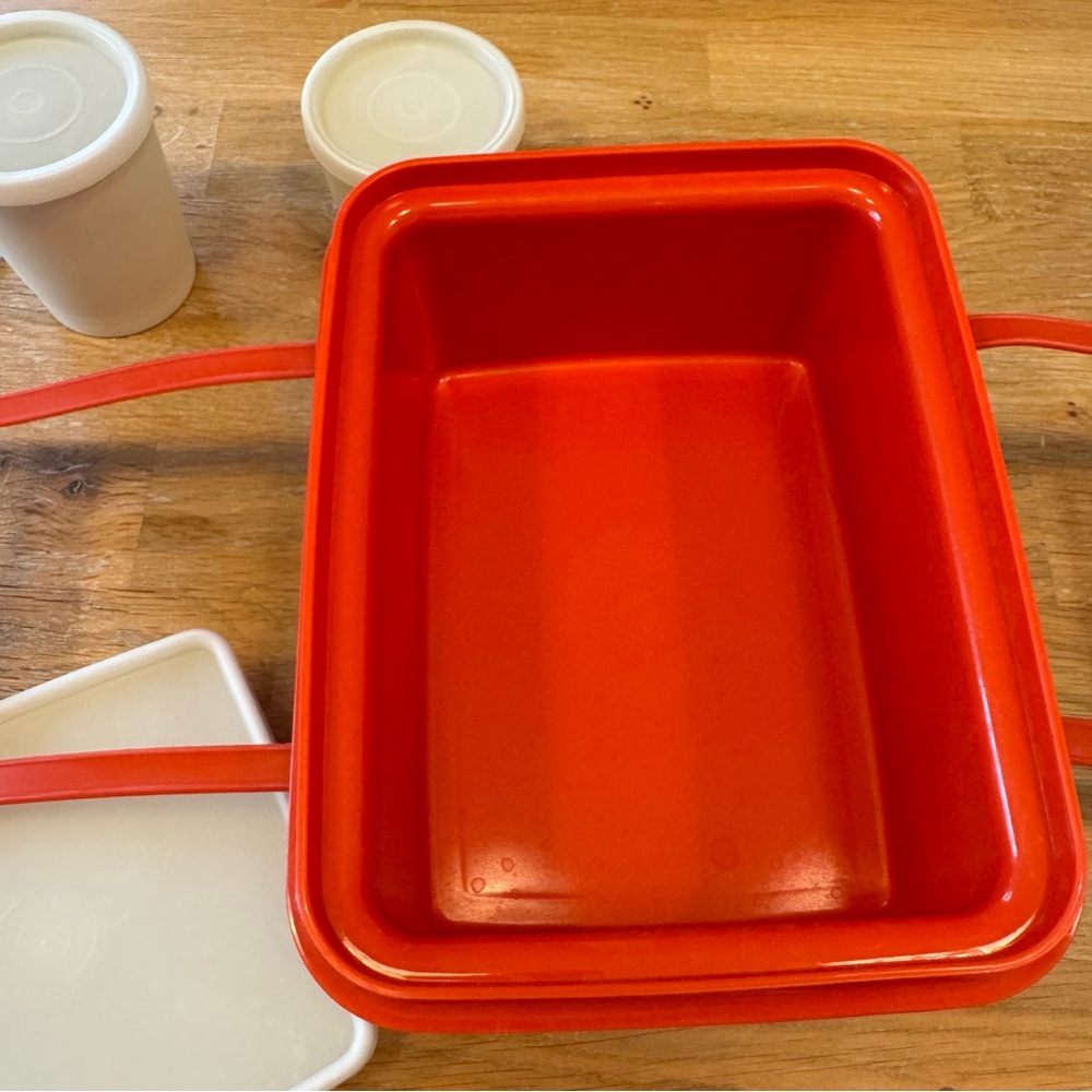 Vintage Tupperware Pack-N-Carry Lunch Box Complete Set - Orange 1970s - Picture 7 of 7